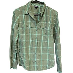 Patagonia Overcast Button Up Shirt women 2 Green Plaid Long Sleeve roll tab